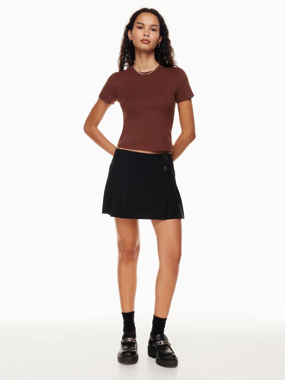 Aritzia Sunday Best Mid-rise pleated micro skirt